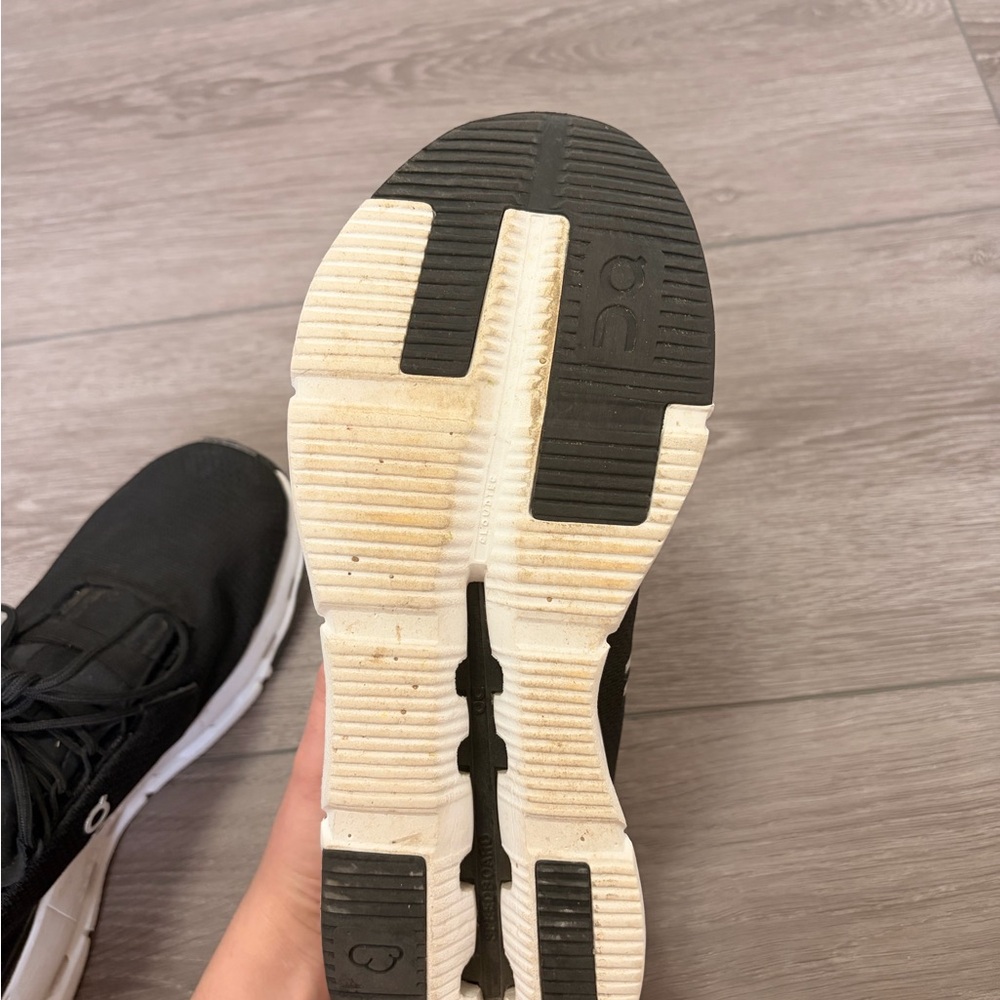 Black On Clouds - image 5